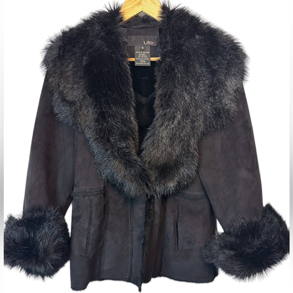 VINTAGE | L Faux Mink Faux Suede Super soft V-Neck Fall Winter Cozy Black Jacket - Picture 12 of 12